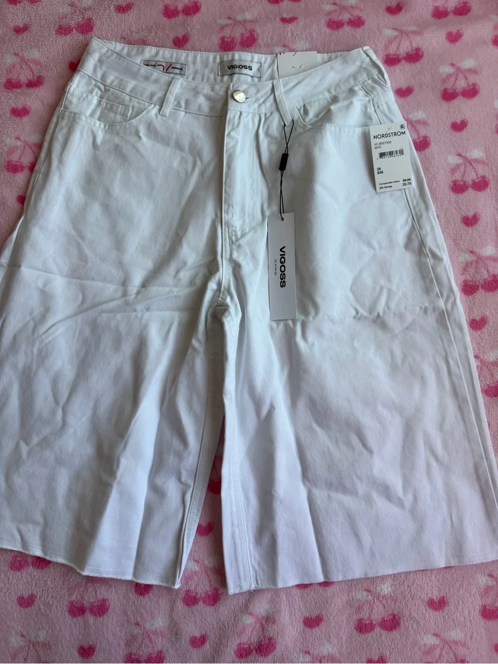 Vigoss womens White Denim Shorts size 26 new